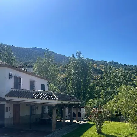 Сasa de vacaciones Casa Arroyomolinos-planta Superior